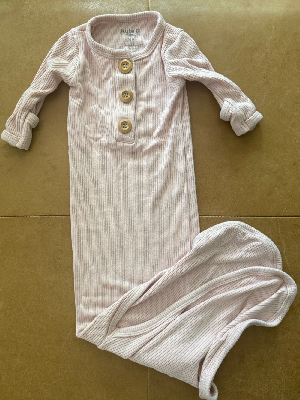 💜$20 FLASH SALE💜Kyte Baby Viscose Bamboo Newborn Gown